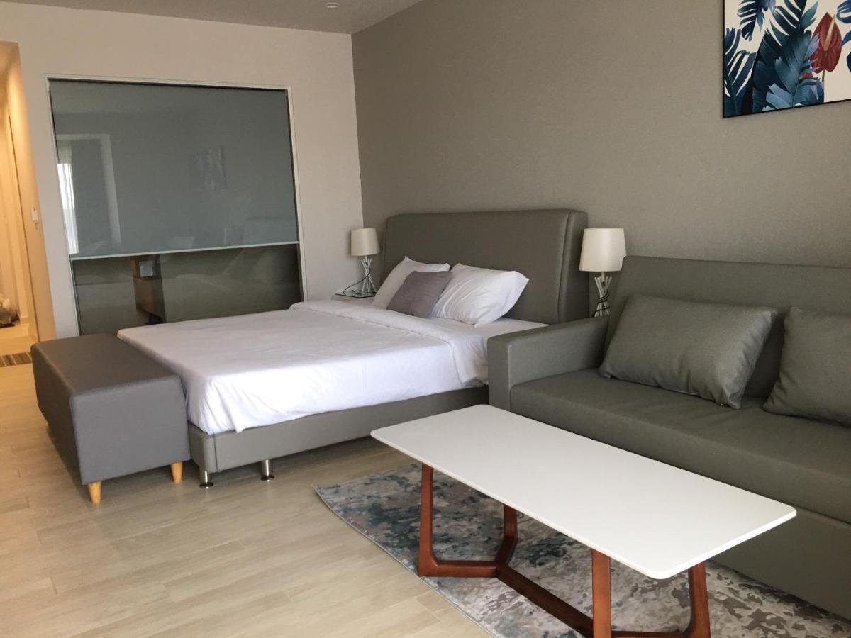 Gold Coast Luxury Apartment Нячанг Екстер'єр фото