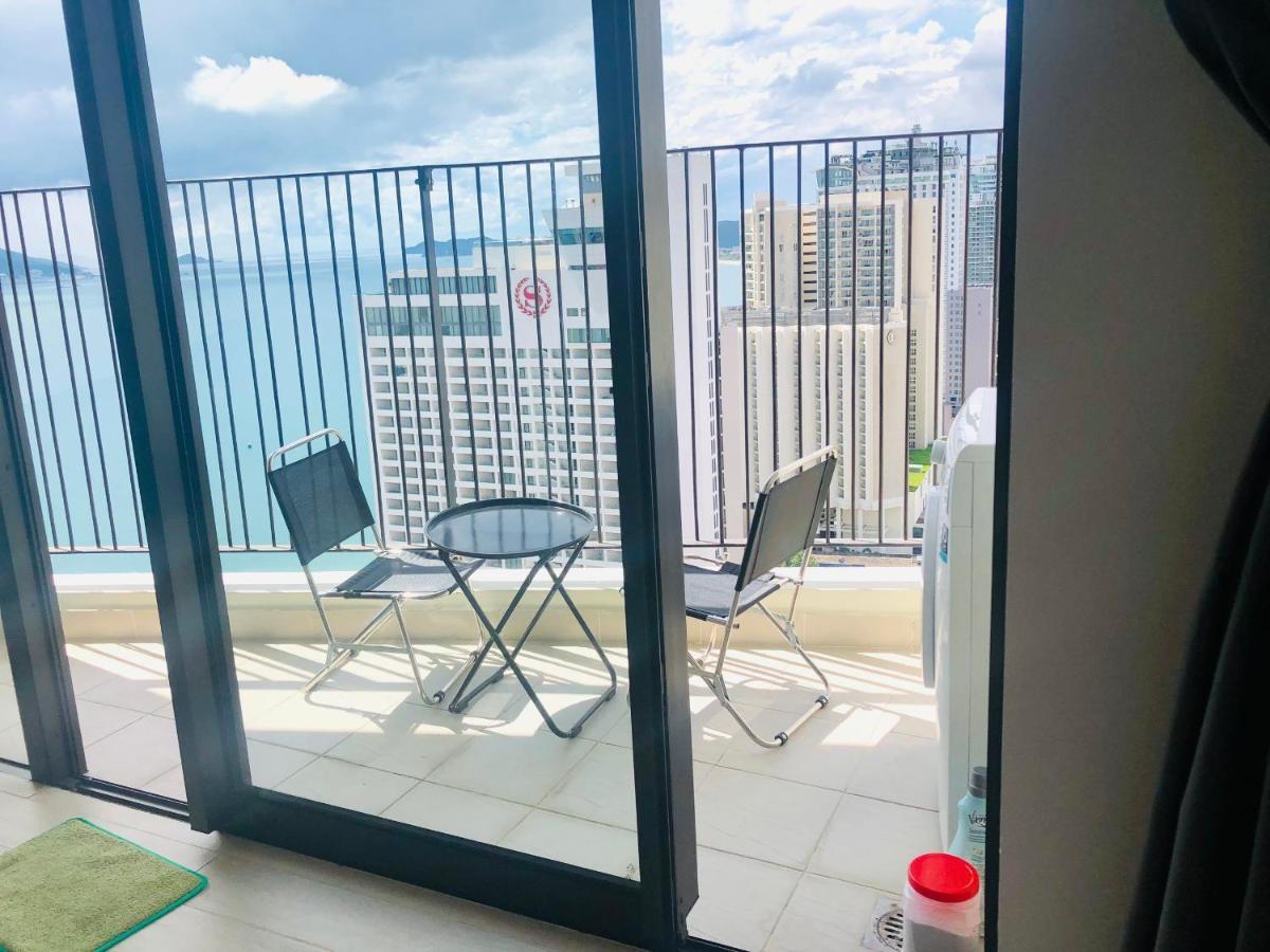Gold Coast Luxury Apartment Нячанг Екстер'єр фото