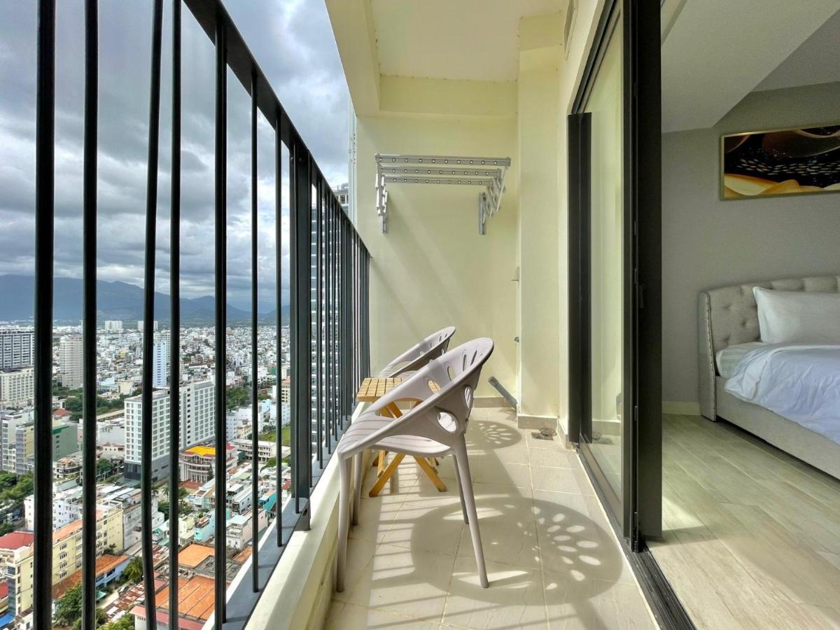 Gold Coast Luxury Apartment Нячанг Екстер'єр фото