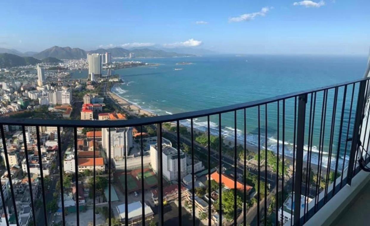 Gold Coast Luxury Apartment Нячанг Екстер'єр фото
