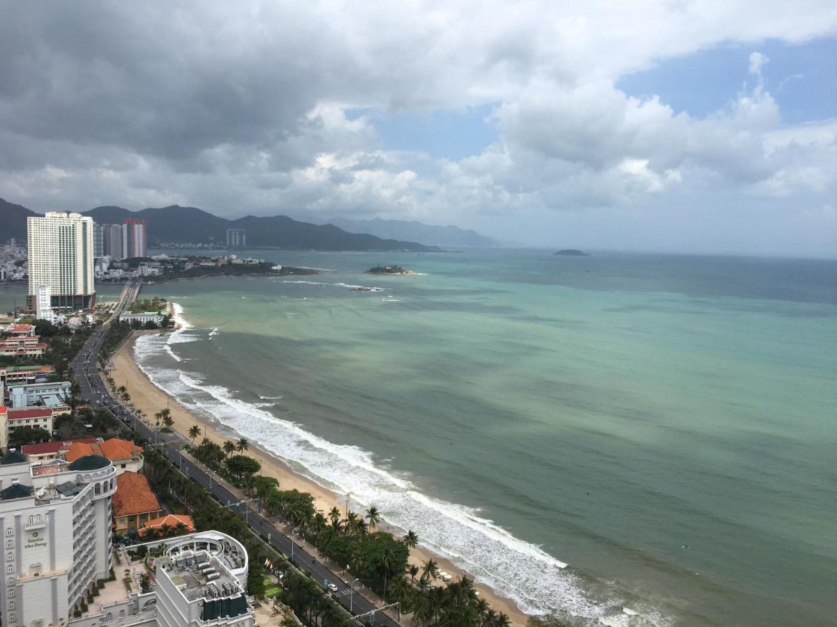 Gold Coast Luxury Apartment Нячанг Екстер'єр фото